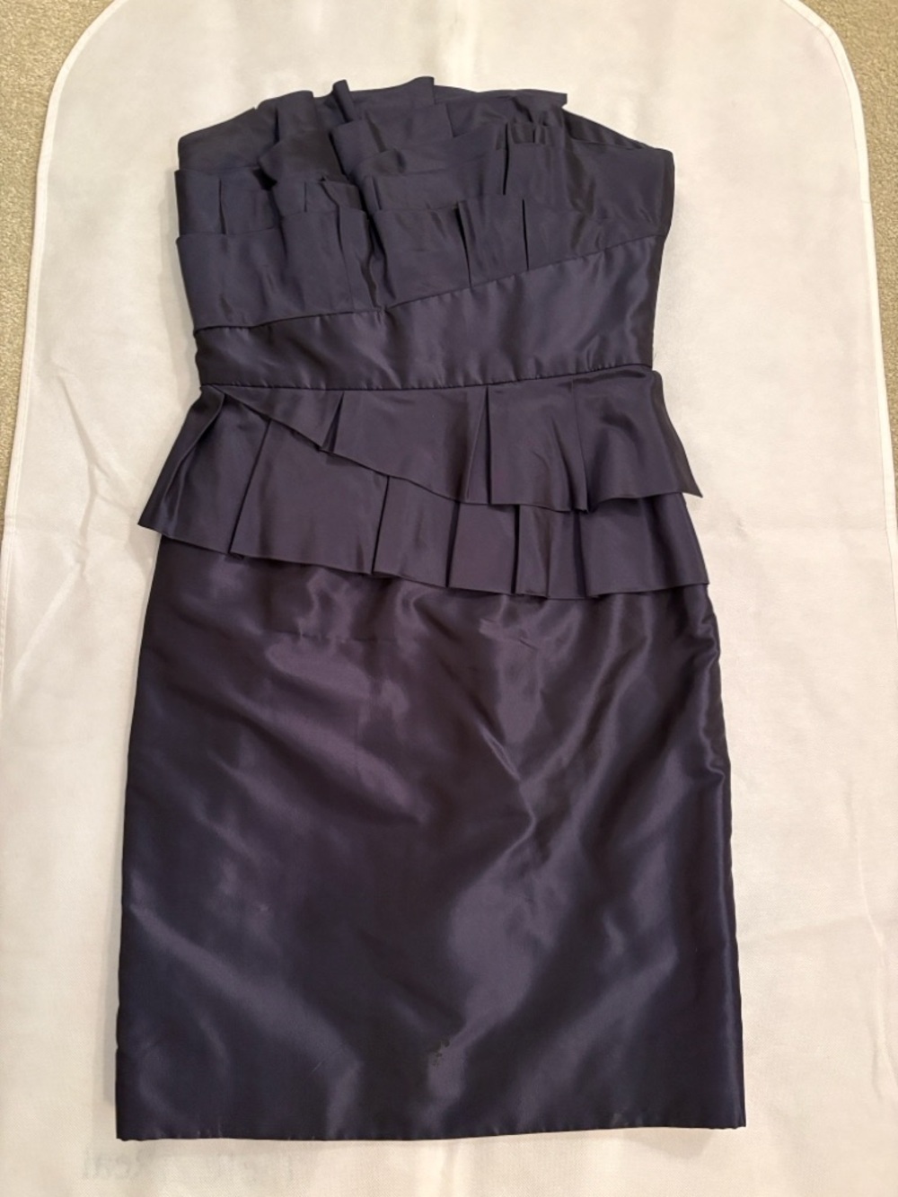 Carmen Marc Valvo Strapless Navy Ruffled Cocktail Dress, size 4